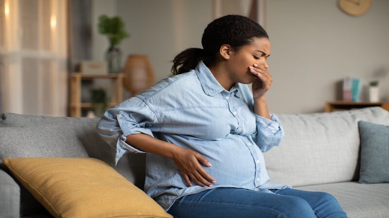 pregnant woman morning sickness