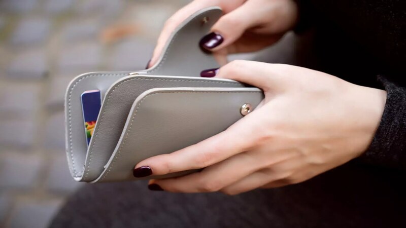 grey-wallet-purse-money-credit-cards