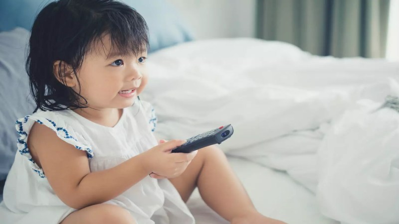 How to Know if Your Toddler is Addicted to TV