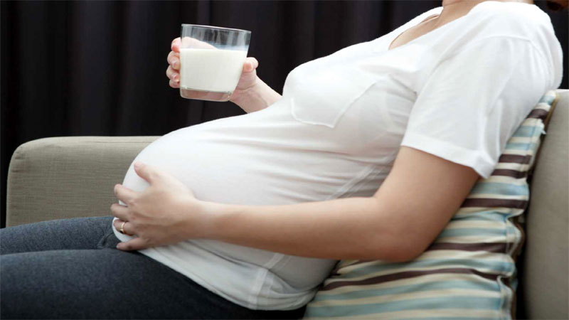 Drinking milk during pregnancy