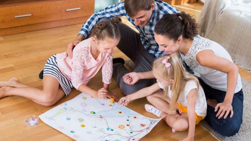 kids playing board games