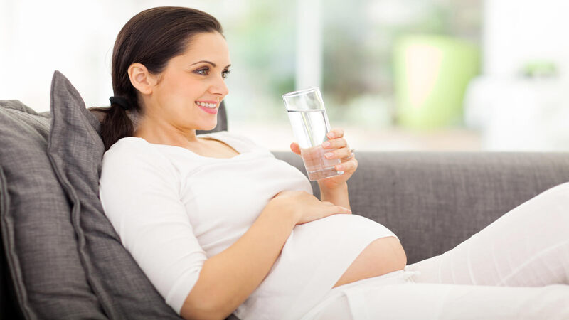 pregnant-women-water