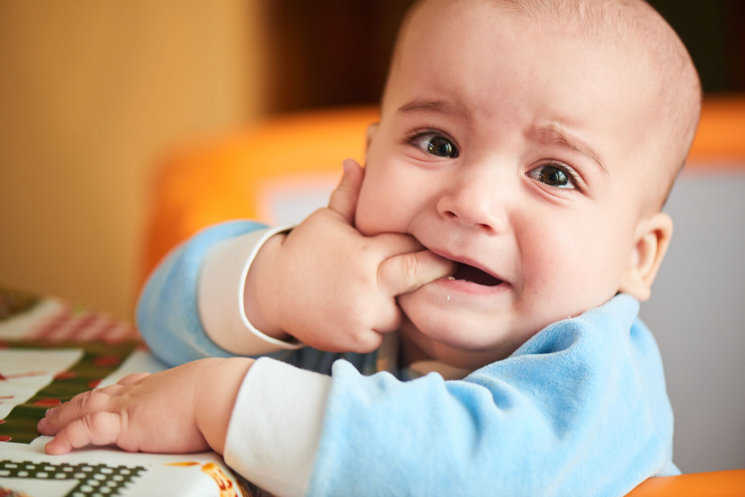 late-teething-in-babies-causes-and-complications-being-the-parent