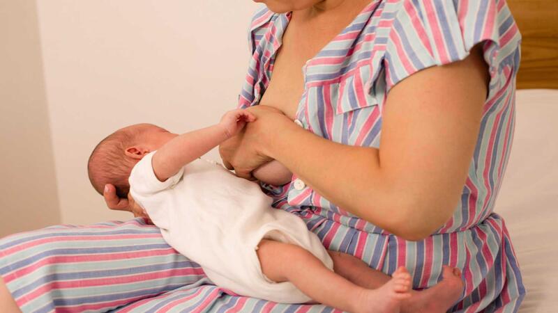 baby-not-breastfeeding