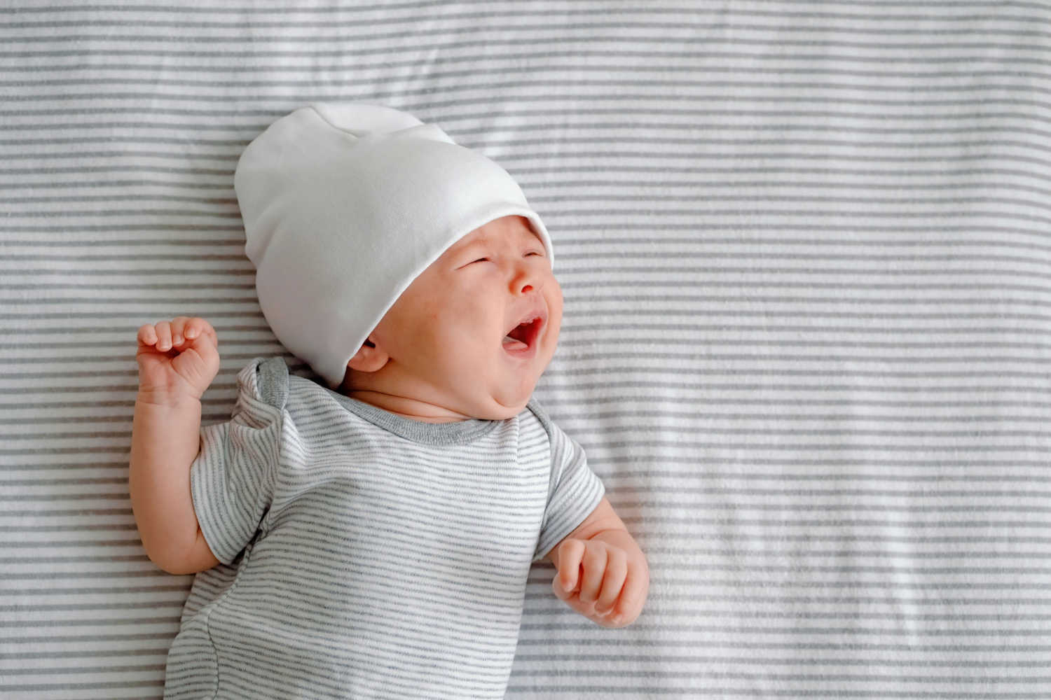 baby-crying-in-sleep-what-is-normal-and-tips-to-calm-them-being-the