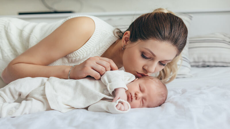 When Should I Worry About My Newborn Sleeping Too Much_