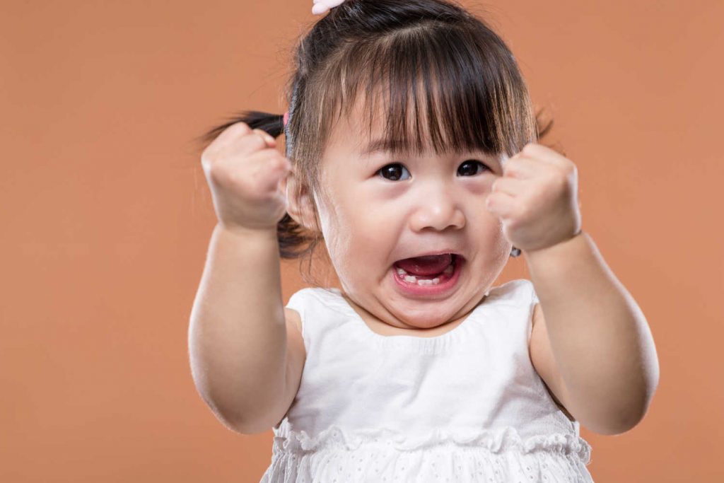 toddlers-hitting-themselves-why-and-how-to-stop-it-being-the-parent