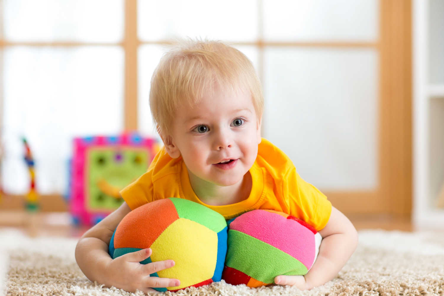 when-can-a-toddler-start-to-catch-a-ball-being-the-parent