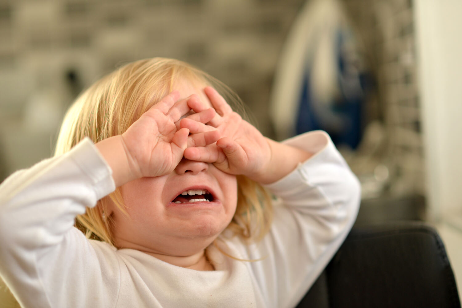 Do not give in to your toddler's tantrums