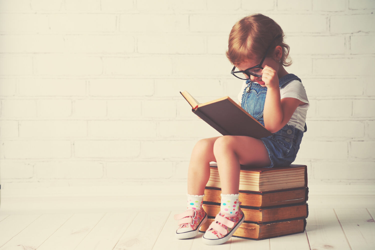10 Tips to Encourage Early Reading Habit in Toddlers