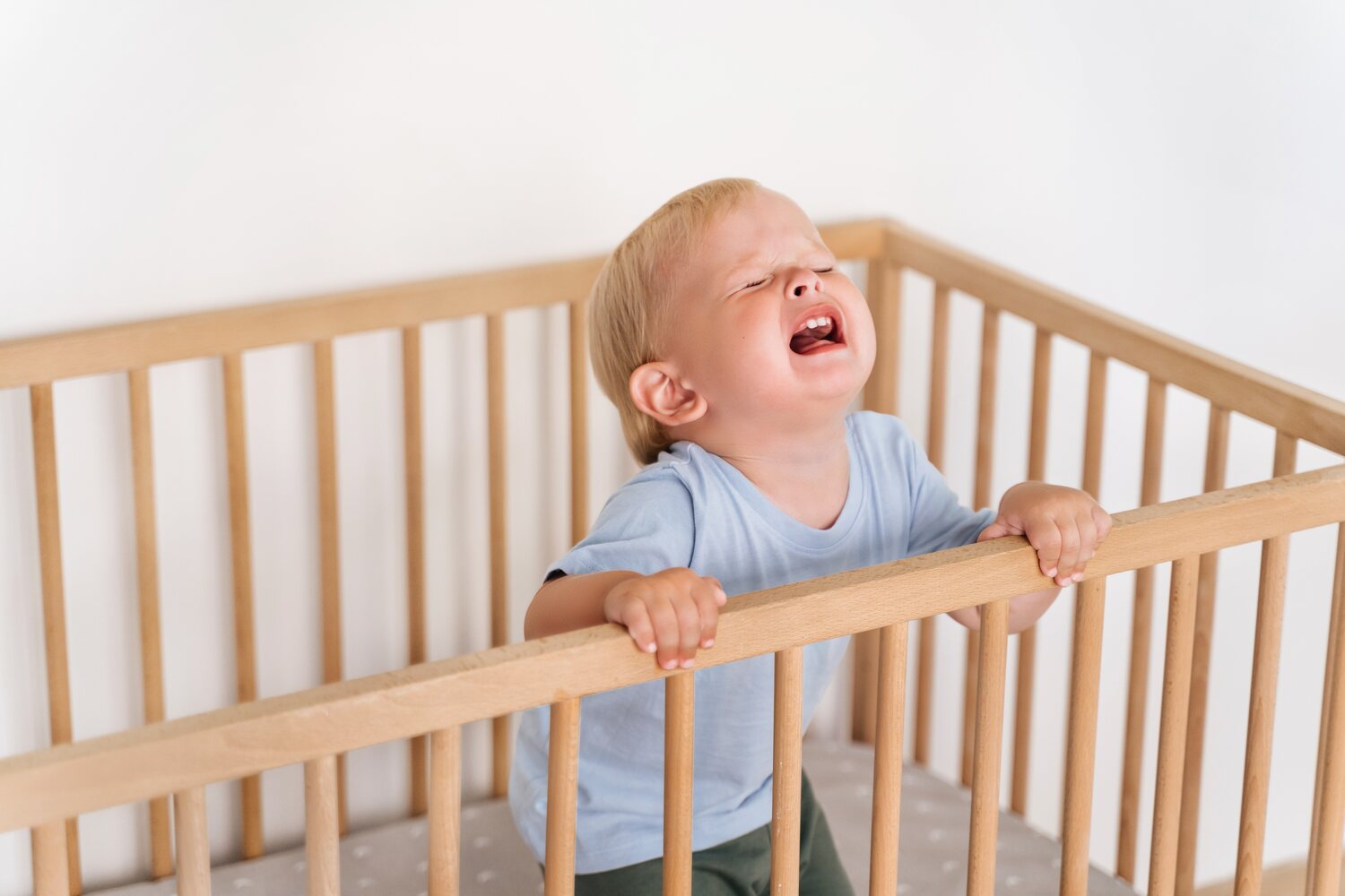 Toddler wants to sleep and cannot do so on their own can trigger tantrum