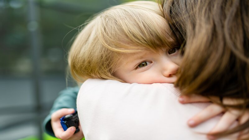 When Does This Clingy Period End in Toddlers?