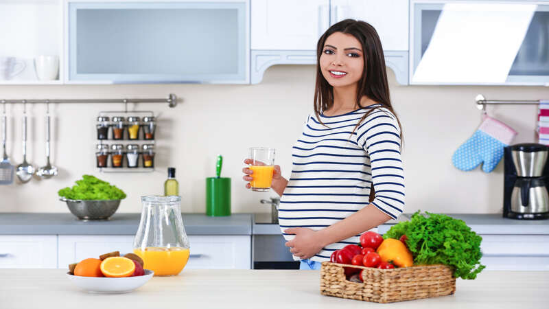 Safe And Healthy Drinks for Pregnant Women