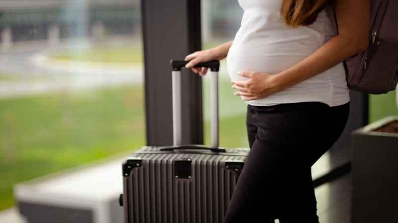 pregnant woman traveling