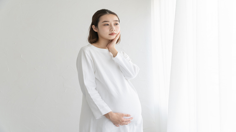 What causes dry mouth during pregnancy