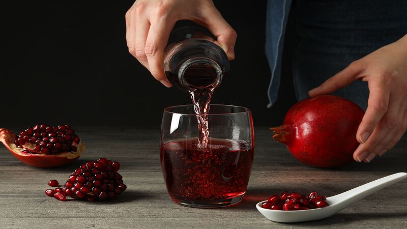 How much pomegranate or pomegranate juice can I safely consume during pregnancy